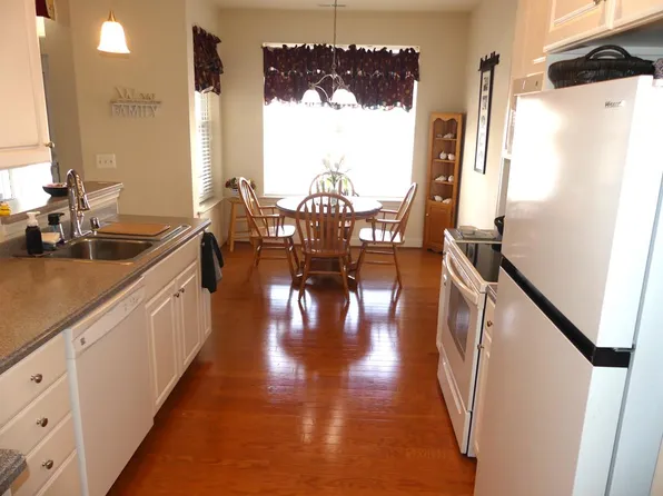 305 Tiree Ct Unit 201, Abingdon, MD 21009
