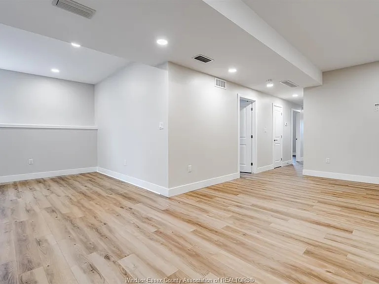 21293 Harbour Rd #2 — Photo 8