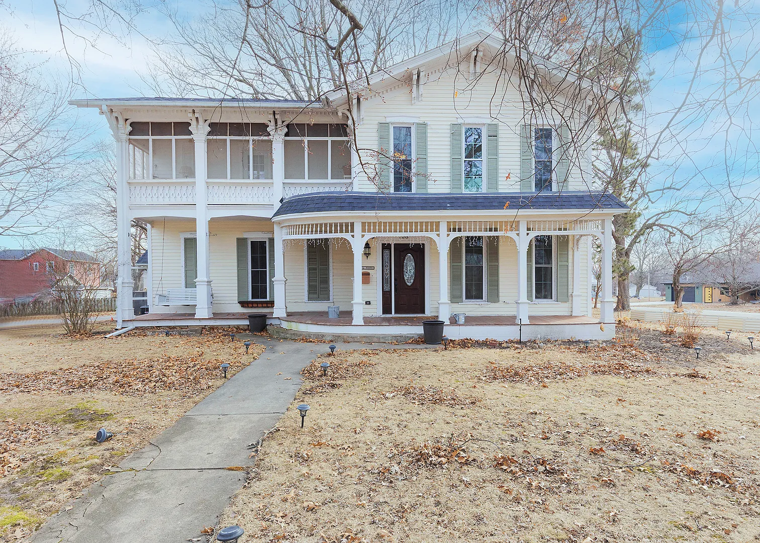 708 S College Ave photo 1