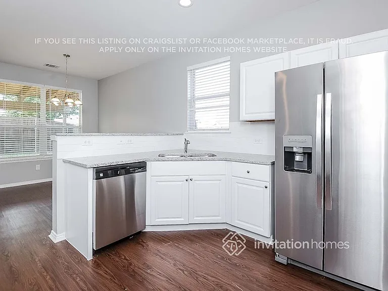 11900 Brown Fox Dr — Photo 8