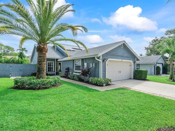 364 Park Forest Way, Wellington, FL 33414