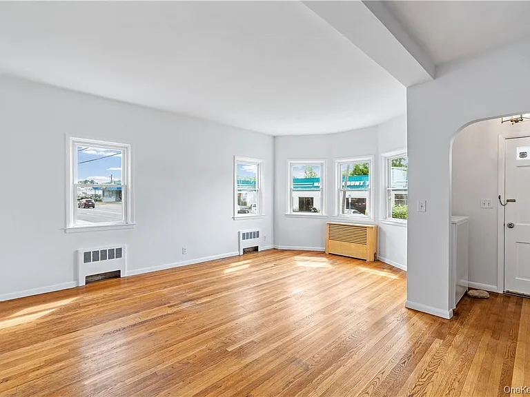204 Saw Mill River Rd — Photo 4