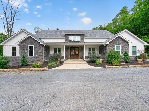 143 Church Hill Rd, Aliquippa, PA 15001