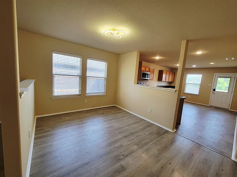 10032 Daly Dr — Photo 6