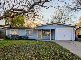 613 Grande Dr, Mesquite, TX 75149