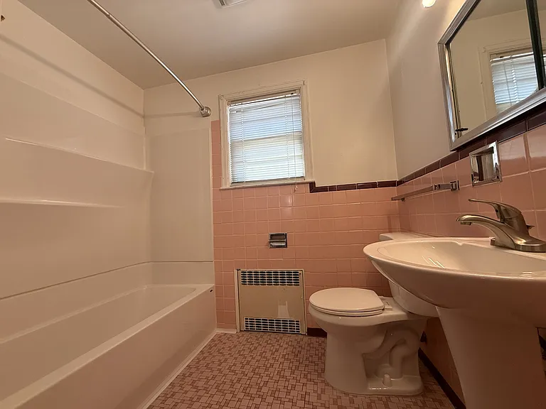 164 Terrace Ave — Photo 10