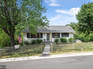 413 Viscose Ave, Front Royal, VA 22630