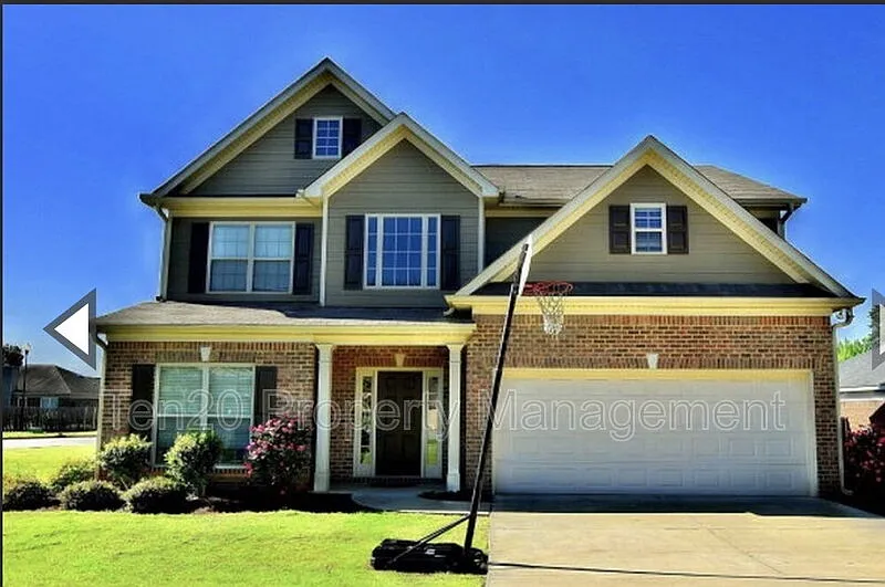 8039 Santee Ct