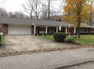 2729 Riverside Dr, Saint Albans, WV 25177