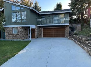 6921 Nicholson Rd, Delta, BC V4E3C6