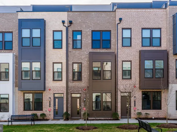 12742 Verdant Way, Reston, VA 20191