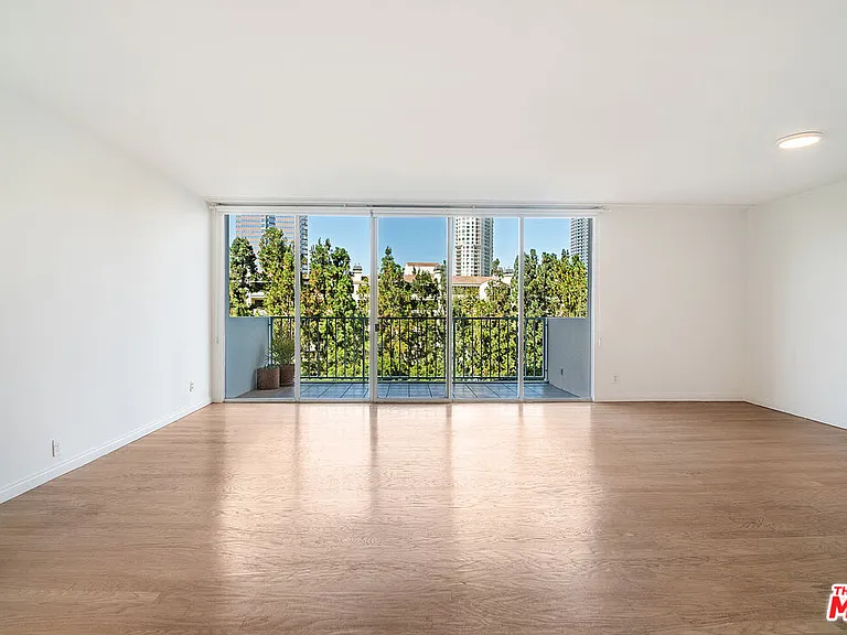 2170 Century Park E #708 — Photo 4