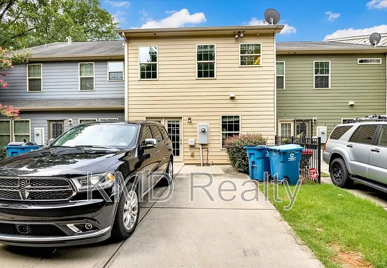 1935 Fleetwood Dr — Photo 22