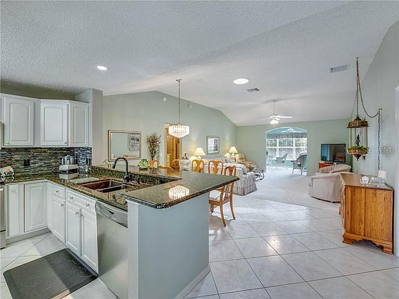 5th image of 17340 SE 91st Lee Ave
