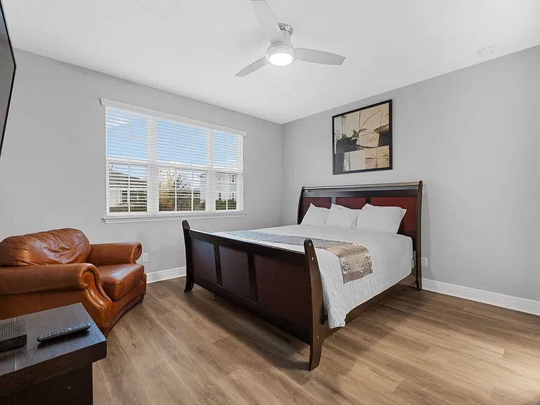 206 Aberdeen St — Photo 15