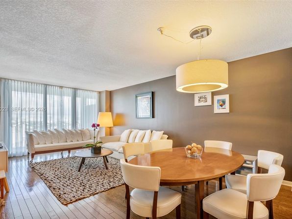 1500 Ocean Dr APT 810