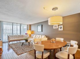 1500 Ocean Dr