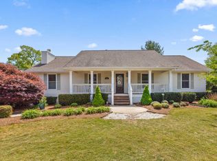 8602 Horseshoe Bend Ln, Ooltewah, TN 37363