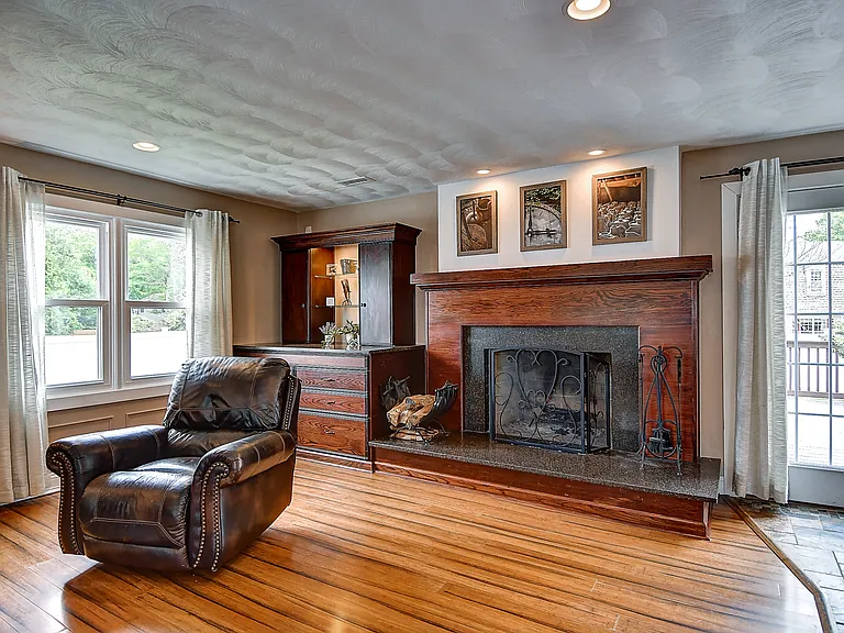 4744 Longmont Rd — Photo 22