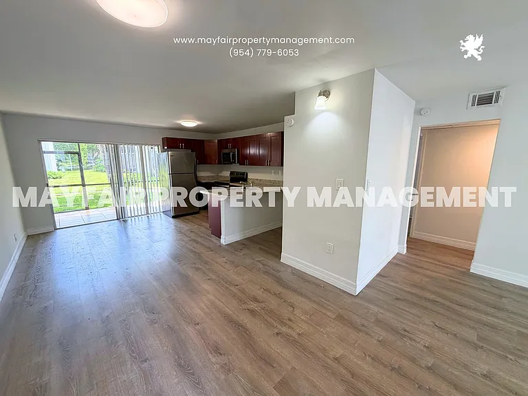 4447 Treehouse Ln #17C — Photo 1