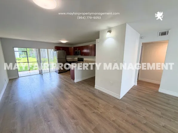 4447 Treehouse Ln APT 17C, Tamarac, FL 33319