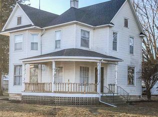 122 E Main St, Shell Rock, IA 50670