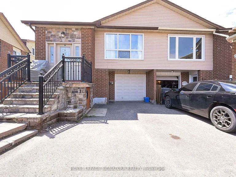 26 Peterson Ct #LOWER — Photo 1