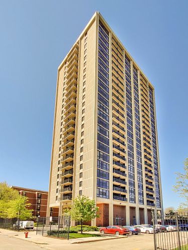 1st image of 3001 S Michigan Ave Unit 609