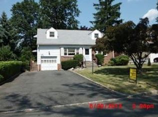 1A Crystal Ave, West Orange, NJ 07052