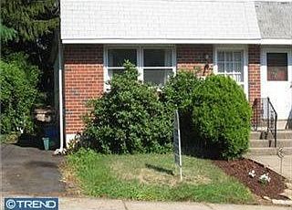 2nd image of 113 N Jarrett Ave