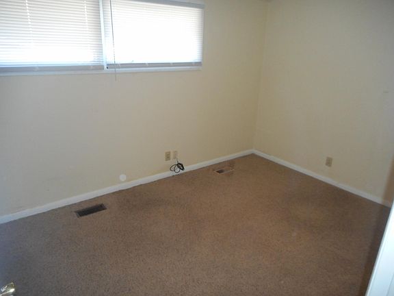 4th image of 3118 Canterbury Dr
