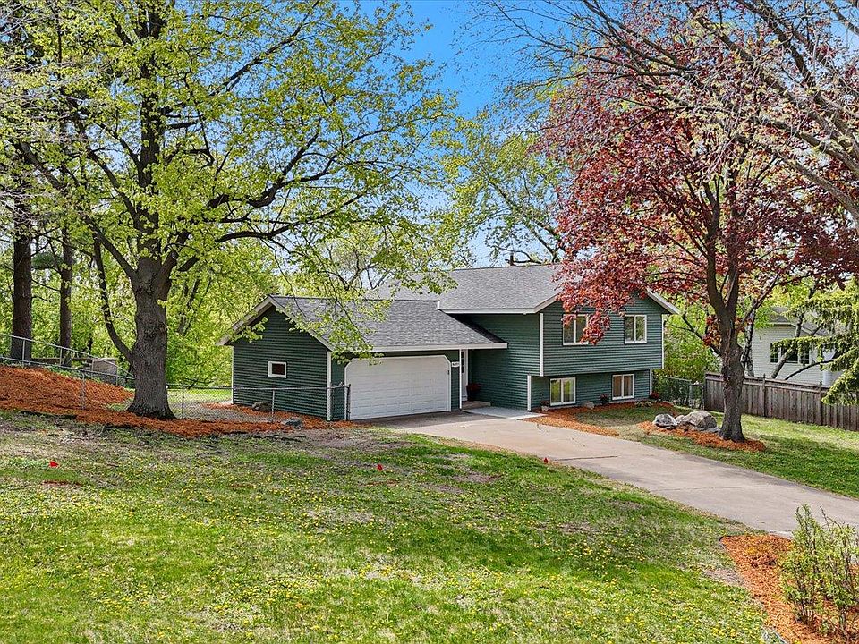 1st image of 4497 Evergreen Dr