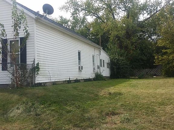 2nd image of 27 N Harbine Ave