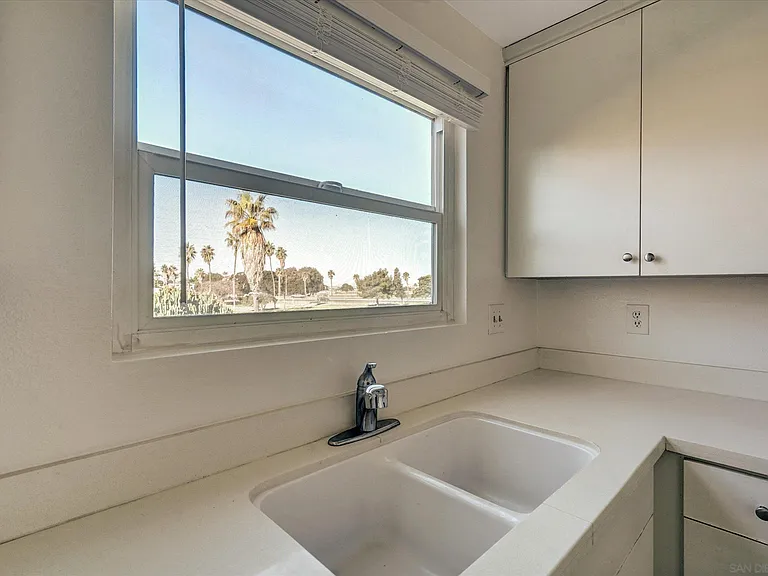 4712 W Point Loma Blvd #4-4712 — Photo 15