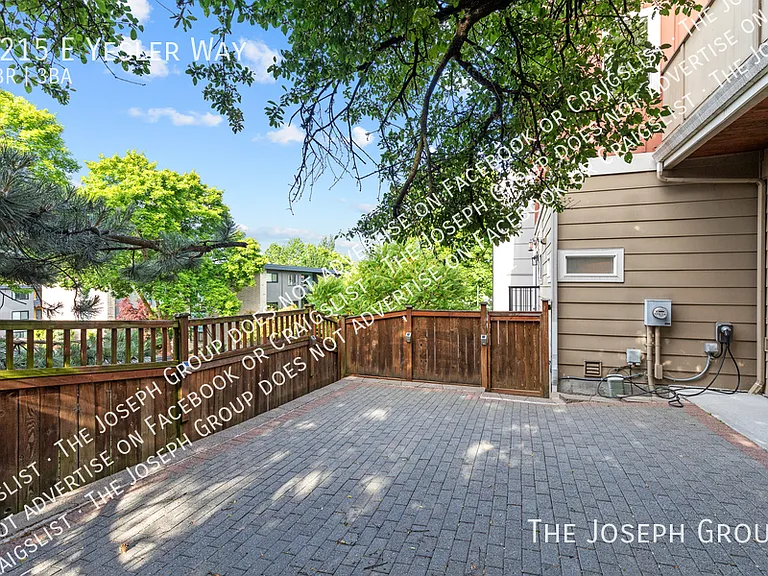 2215 E Yesler Way — Photo 38
