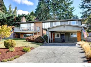 17832 5th Ave SW, Normandy Park, WA 98166