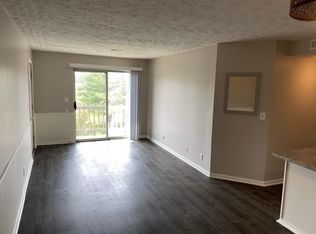 247 W Union St APT 204C, Athens, OH 45701