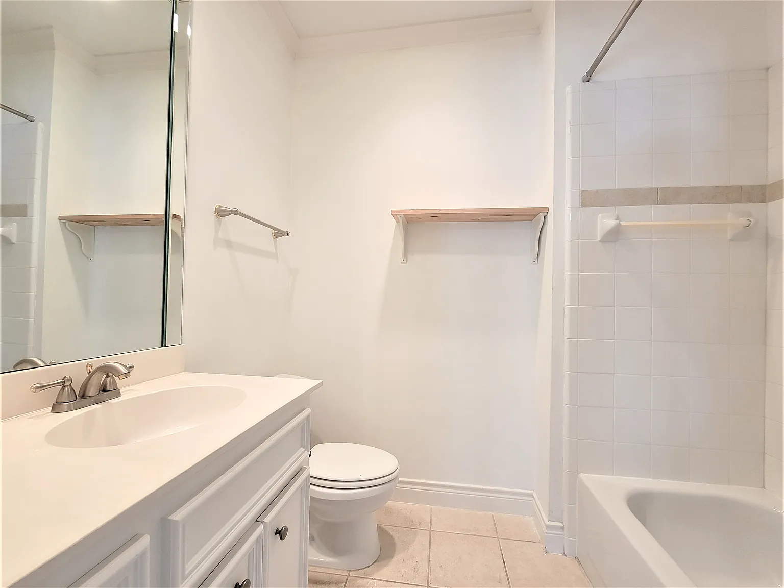 2508 South Blvd — Photo 2