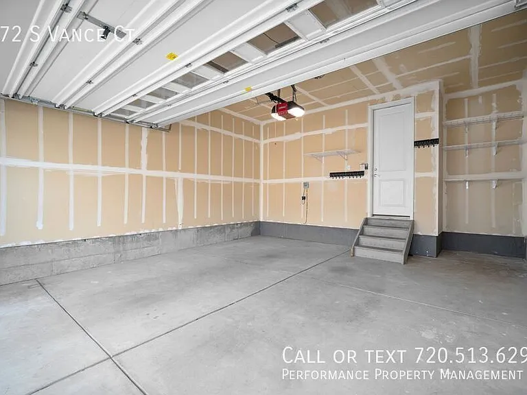 572 S Vance Ct — Photo 28