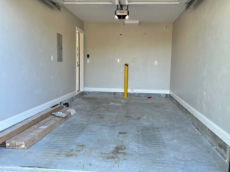 Brand New Luxury Townhomes | 3 BR | 2.5 BA | Garage | Private Patio | Near Exit 7 & Freetown Line — Photo 17