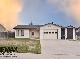 1148 Cactus Ct, Douglas, WY 82633