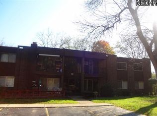 10744 Valley View Rd, Northfield, OH 44067