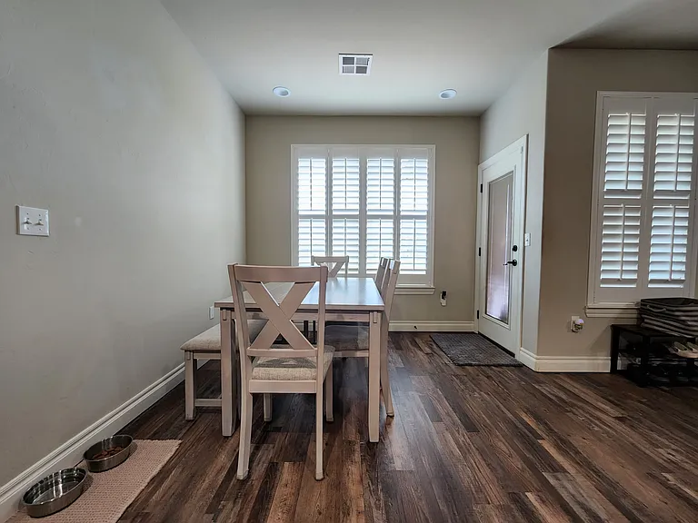 10905 Marion Dr — Photo 16
