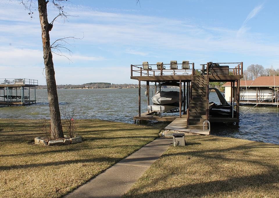 1st image of 4886 Beach View Dr