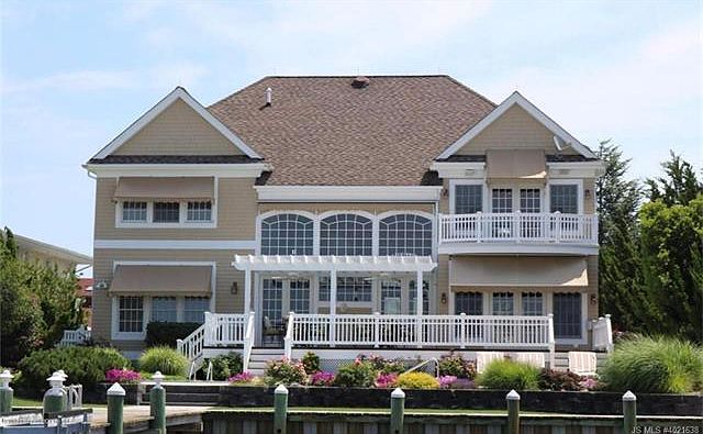 1st image of 3314 Churchill Dr