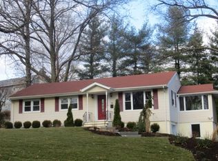 49 Berry Pl, Glen Rock, NJ 07452