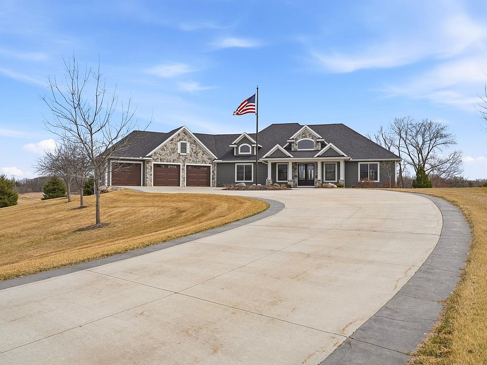 1st image of 13781 Pribyl Pond Ln