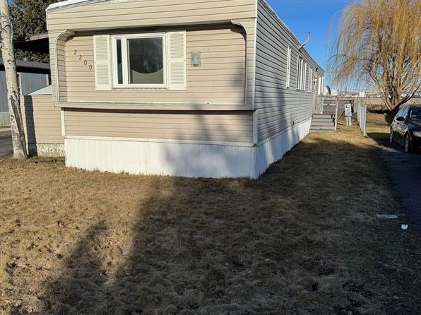 2200 Whispering Pines Dr, Idaho Falls, ID 83401