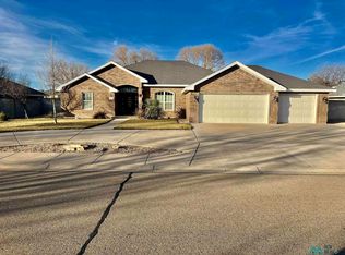 35 N Sky Loop, Roswell, NM 88201