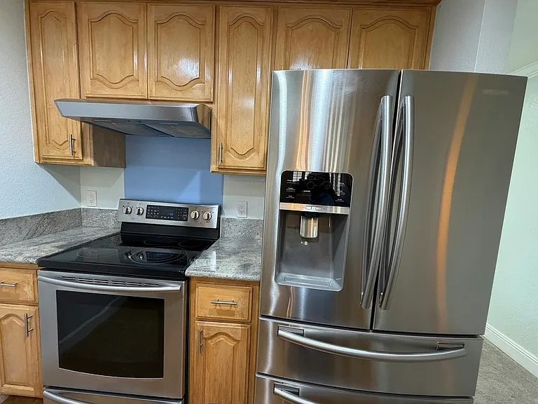 576 W Parr Ave #24 — Photo 18